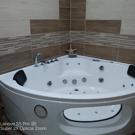 Apartman S Virivkou A Infrasaunou V Olomouci Bagian luar foto