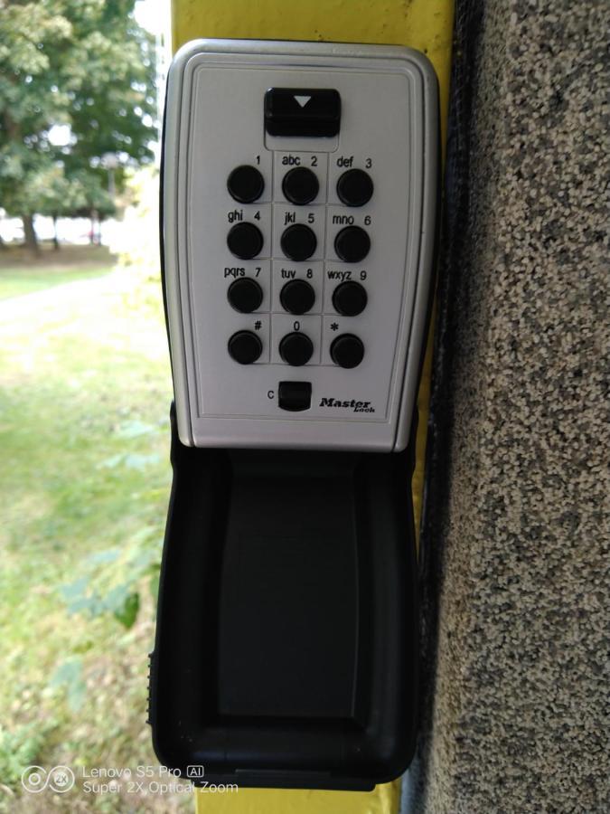 Apartman S Virivkou A Infrasaunou V Olomouci Bagian luar foto